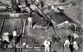 ITEM 0017  - 1936 - 15 de marzo - Construcción del edificio Molino Fénix.
